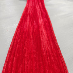 Ruban en velours brodé rouge 4" x 30'