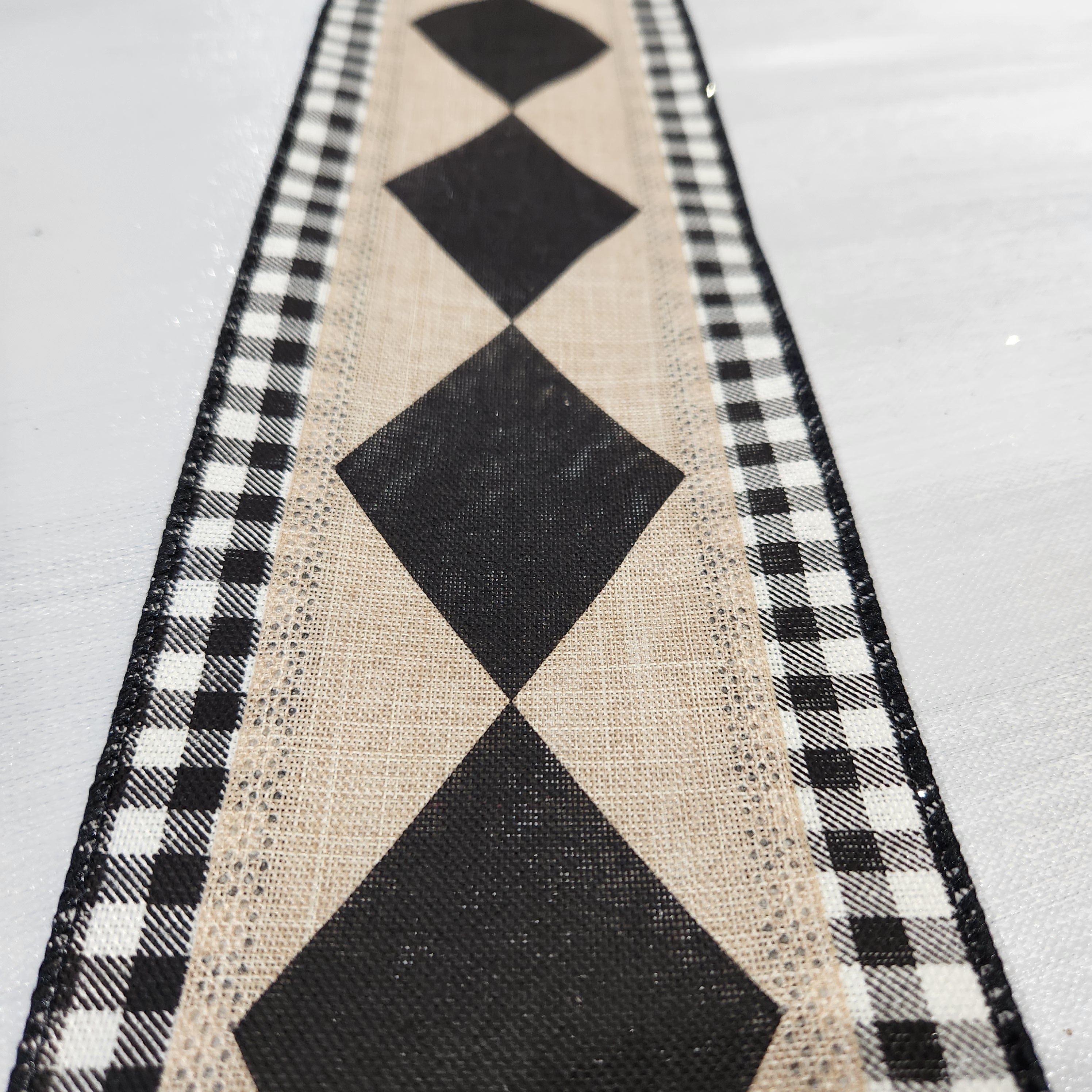 Natural ribbon with black diamond 4" x 30'