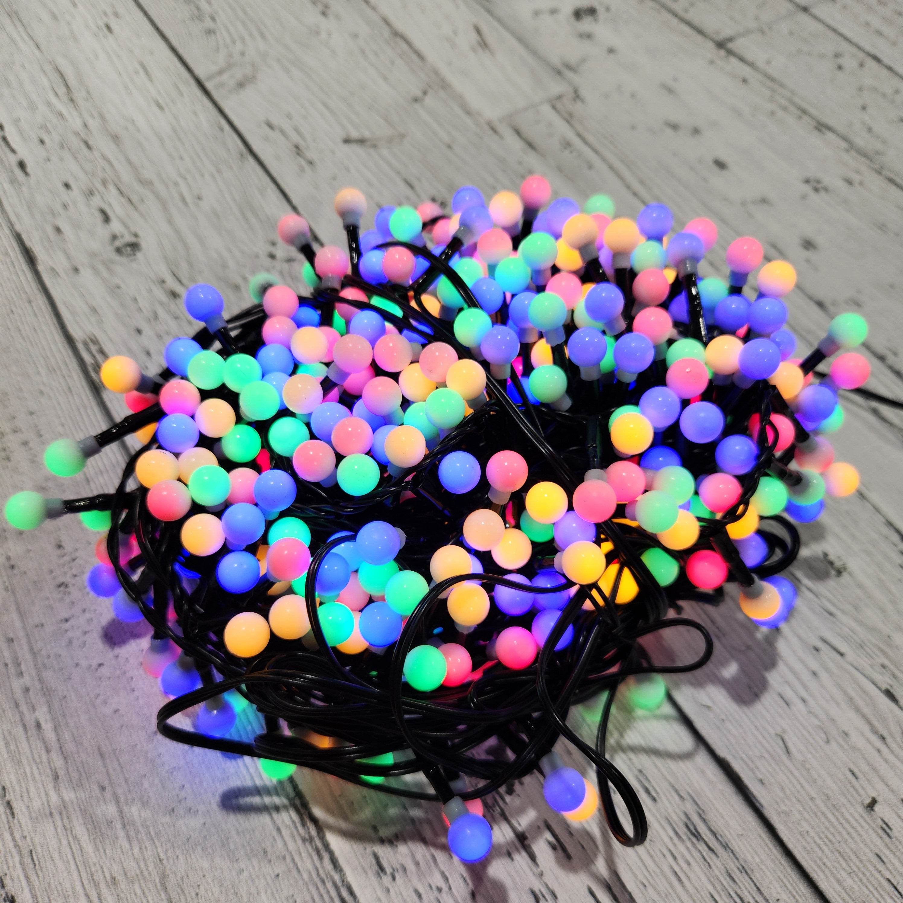 500 lumières DEL 'Cherry' multicolores, fil noir, extérieur, 36,1'