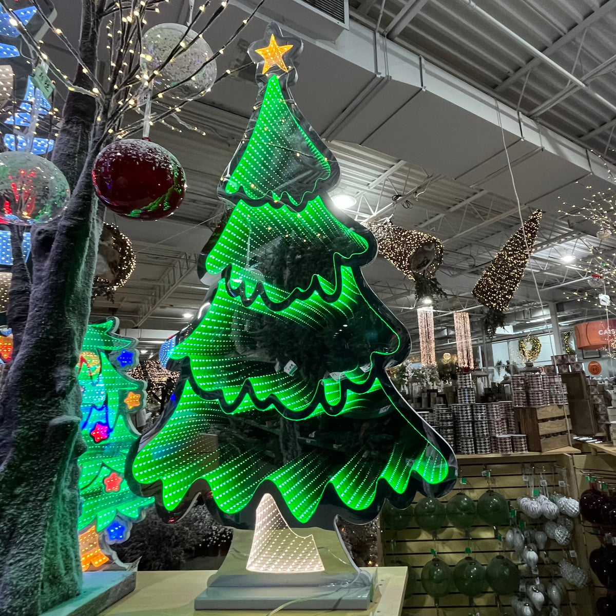 Infinity Christmas Tree with Green Base 47.25"