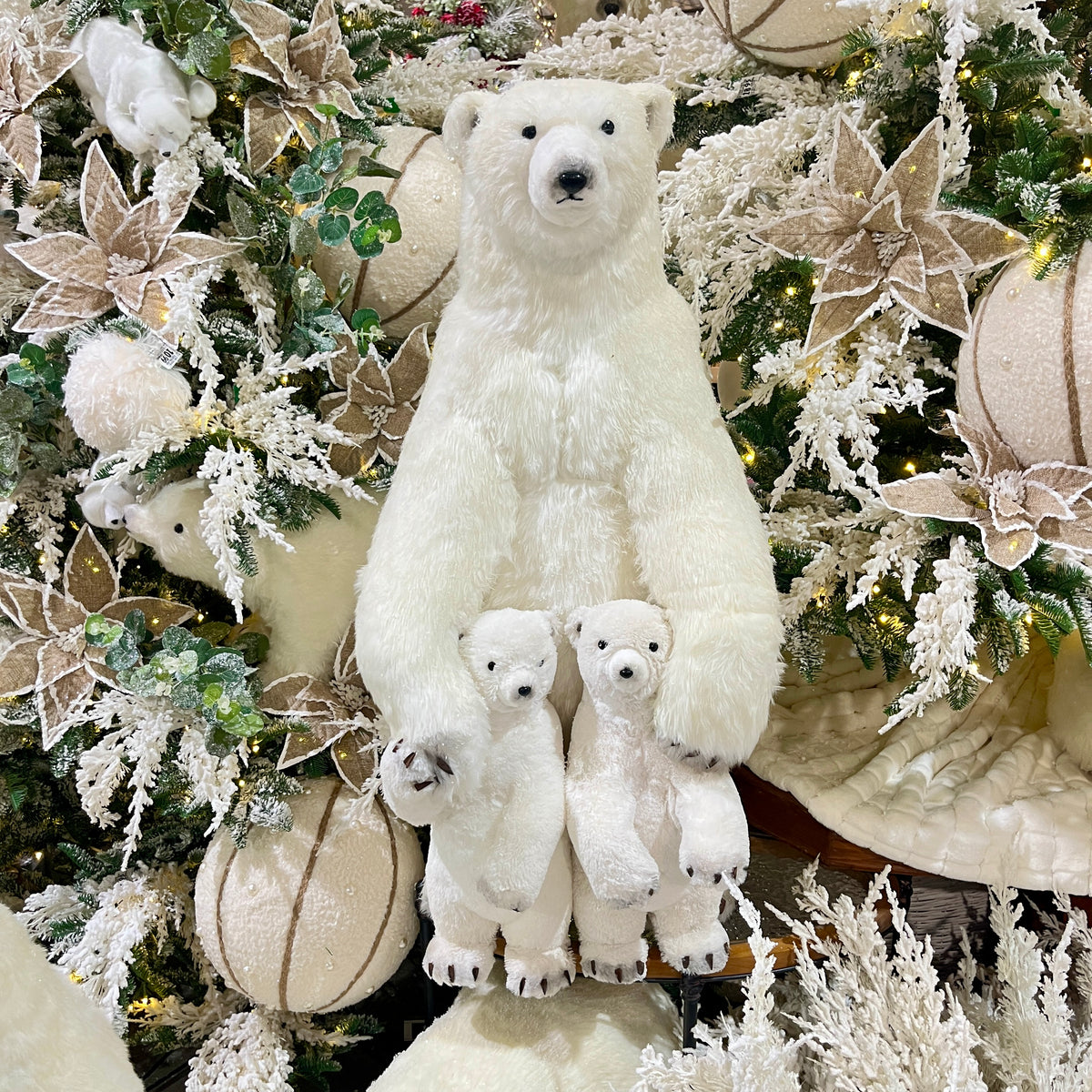 Famille d'ours polaires debout blanc 39,3"