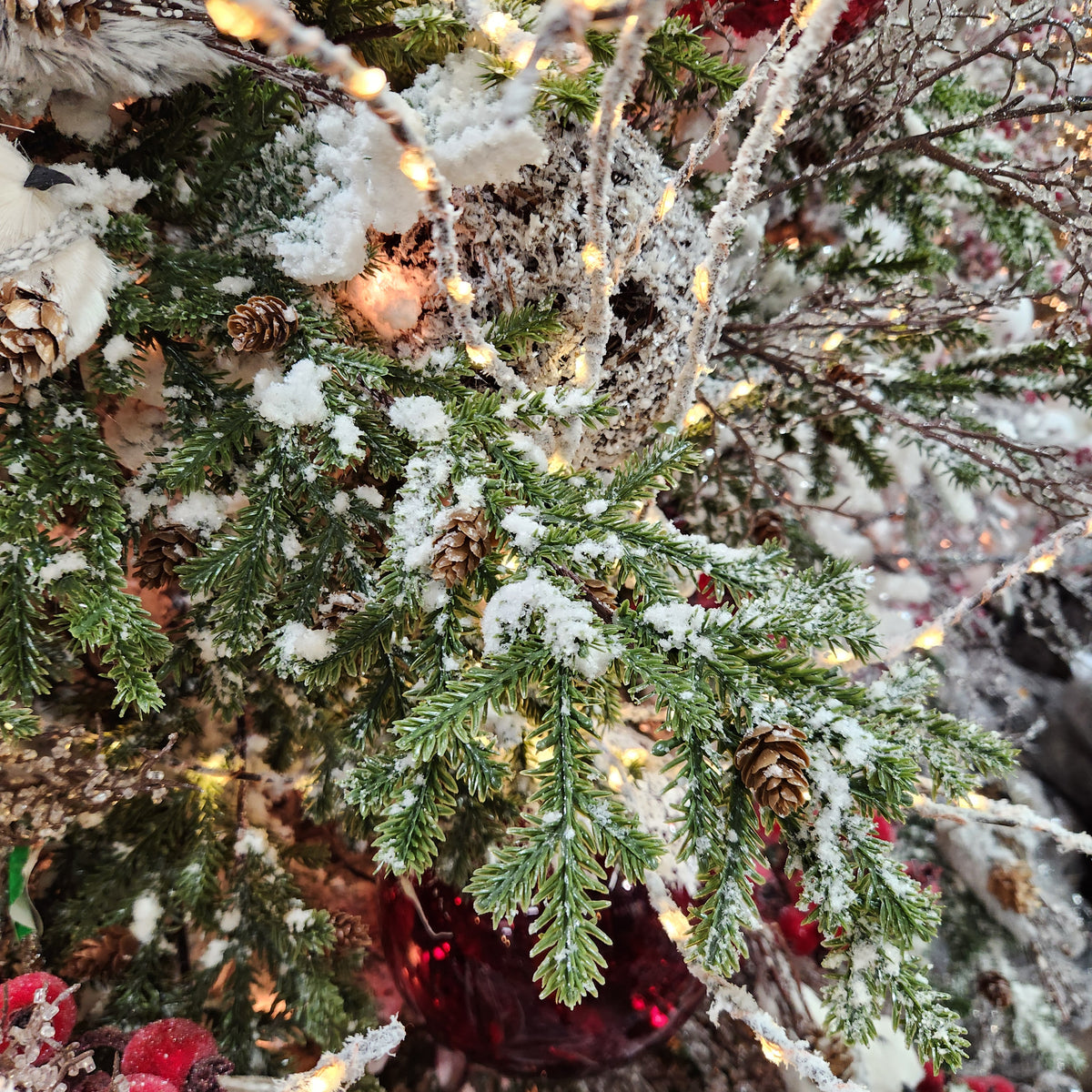 Balsam Stem, Pine Cones &amp; Snow 28"