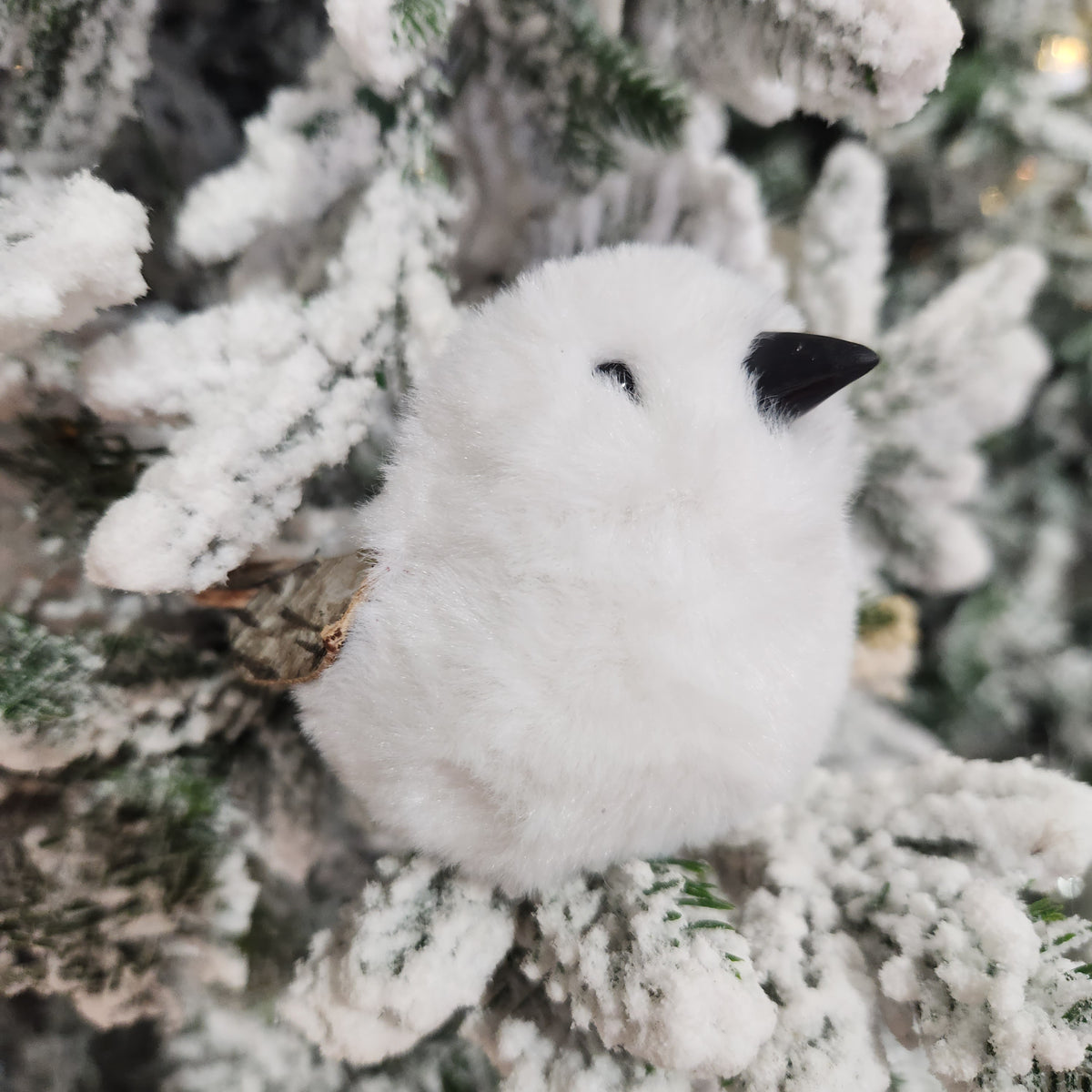 White and Natural Bird 3.95" x 3.75"