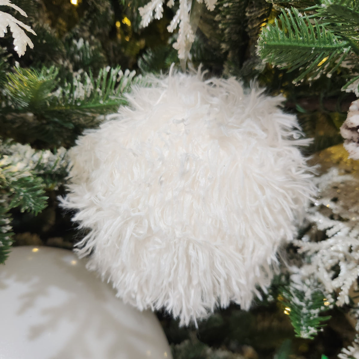 5" White Faux Fur Ball