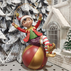 Matching elf with ball or bike