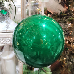 8" Green Jointless Plastic Ball